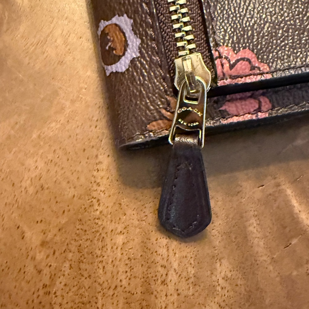 Coach Small Trifold Wallet with Pop Floral Print - Picture 3 of 6